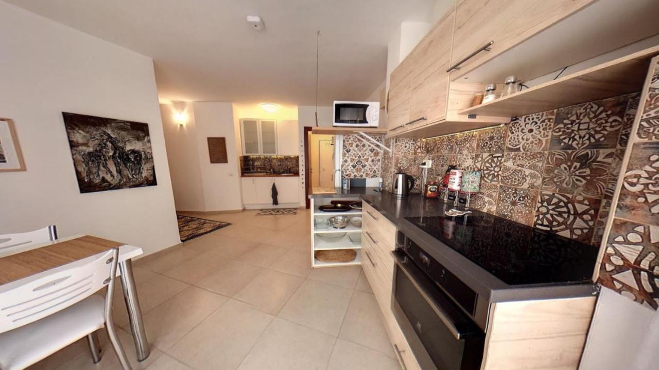 בית האומנים Artist Home Neve Ilan Eksteriør bilde
