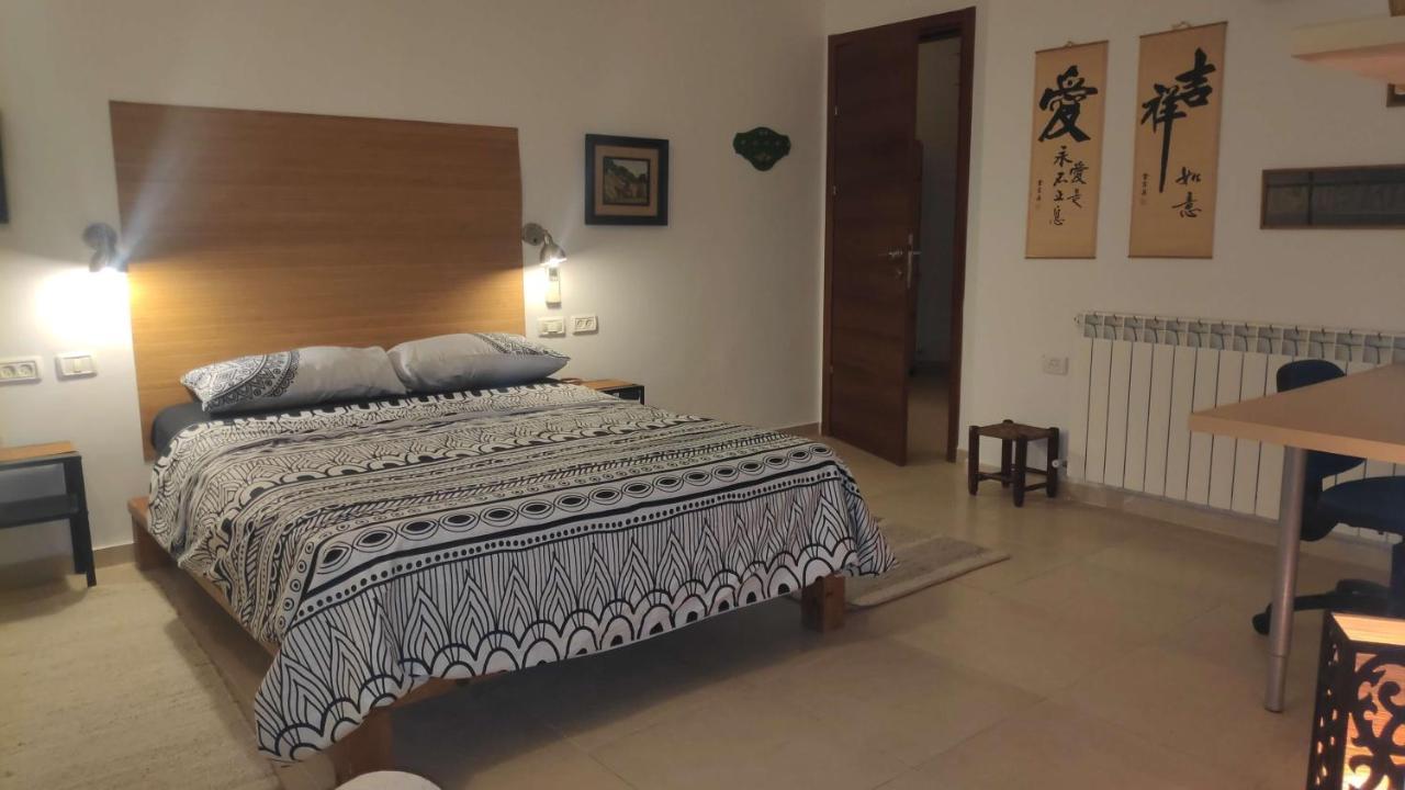 בית האומנים Artist Home Neve Ilan Eksteriør bilde