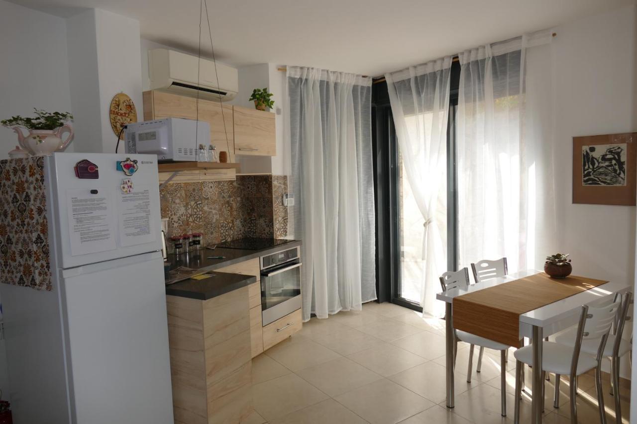 בית האומנים Artist Home Neve Ilan Eksteriør bilde